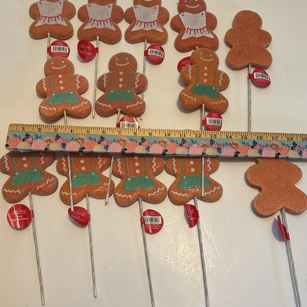 Gingerbread Man Picks Set of 13 Gingerbread Cookie Floral Tree Piks Glittery NWT